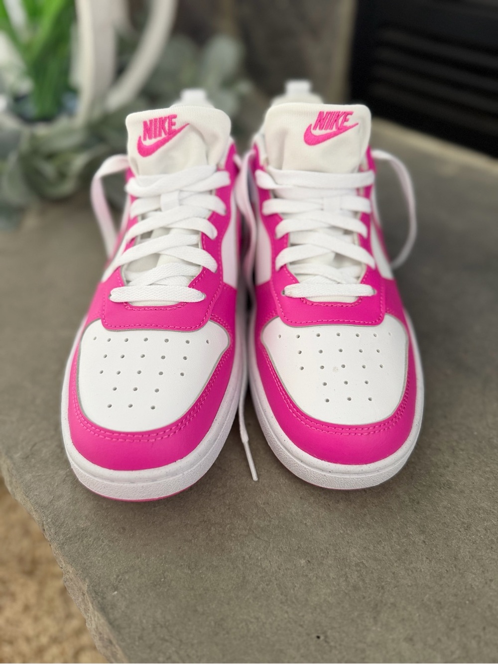 Nike Court Low Sneakers – Youth Size 7Y (or women’s 8.5) - Picture 2 of 8